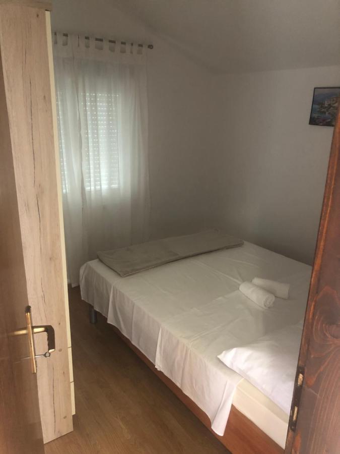 Apartmán Danguba Kremena Exteriér fotografie